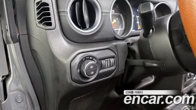 2023 Jeep Wrangler (JL) 2.0 Overland Power Top 4Door Sold VIN 1C4HJXEN0PW512331 – trunk area 2023 Jeep Wrangler (JL) 2.0 Overland Power Top 4Door Sold VIN 1C4HJXEN0PW512331 – trunk area