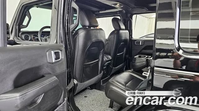 2023 Jeep Wrangler (JL) 2.0 Overland Power Top 4Door Sold VIN 1C4HJXEN2PW575477 – photo 20 2023 Jeep Wrangler (JL) 2.0 Overland Power Top 4Door Sold VIN 1C4HJXEN2PW575477 – photo 20