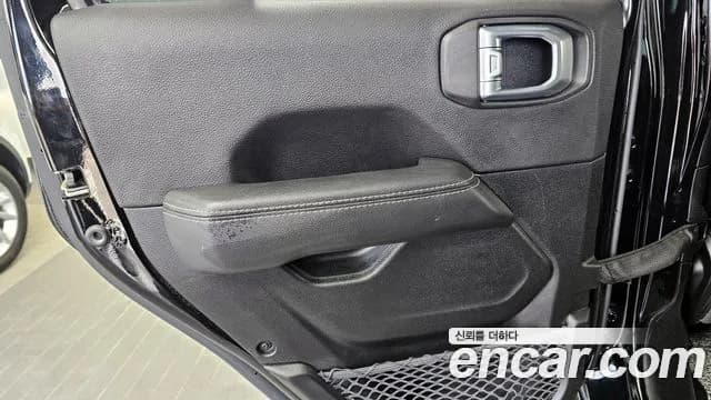 2023 Jeep Wrangler (JL) 2.0 Overland Power Top 4Door Sold VIN 1C4HJXEN2PW575477 – photo 28 2023 Jeep Wrangler (JL) 2.0 Overland Power Top 4Door Sold VIN 1C4HJXEN2PW575477 – photo 28