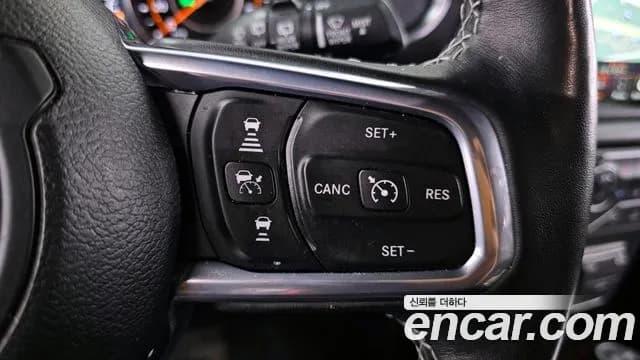 2023 Jeep Wrangler (JL) 2.0 Overland Power Top 4Door Sold VIN 1C4HJXEN2PW575477 – photo 30 2023 Jeep Wrangler (JL) 2.0 Overland Power Top 4Door Sold VIN 1C4HJXEN2PW575477 – photo 30