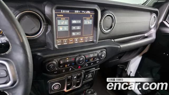 2019 Jeep Wrangler (JL) 2.0 Overland 4Door Sold VIN 1C4HJXEN7KW562233 – photo 23 2019 Jeep Wrangler (JL) 2.0 Overland 4Door Sold VIN 1C4HJXEN7KW562233 – photo 23