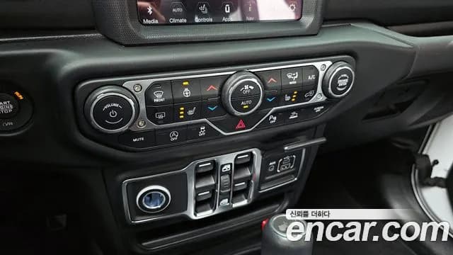 2021 Jeep Wrangler (JL) 2.0 Overland Power Top 4Door 80th Edition Sold VIN 1C4HJXEN7MW709928 – side profile 2021 Jeep Wrangler (JL) 2.0 Overland Power Top 4Door 80th Edition Sold VIN 1C4HJXEN7MW709928 – side profile