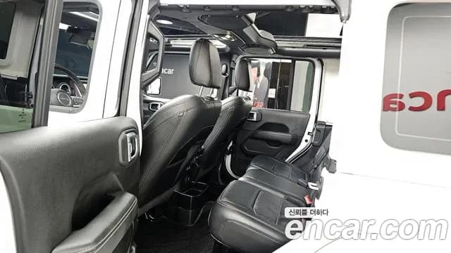 2021 Jeep Wrangler (JL) 2.0 Overland Power Top 4Door 80th Edition Sold VIN 1C4HJXEN7MW709928 – engine bay 2021 Jeep Wrangler (JL) 2.0 Overland Power Top 4Door 80th Edition Sold VIN 1C4HJXEN7MW709928 – engine bay