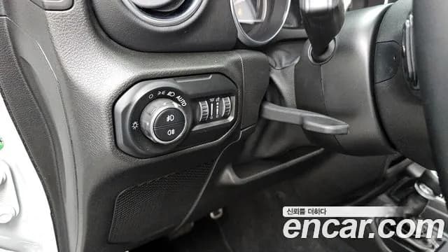 2021 Jeep Wrangler (JL) 2.0 Overland Power Top 4Door 80th Edition Sold VIN 1C4HJXEN7MW709928 – undercarriage 2021 Jeep Wrangler (JL) 2.0 Overland Power Top 4Door 80th Edition Sold VIN 1C4HJXEN7MW709928 – undercarriage