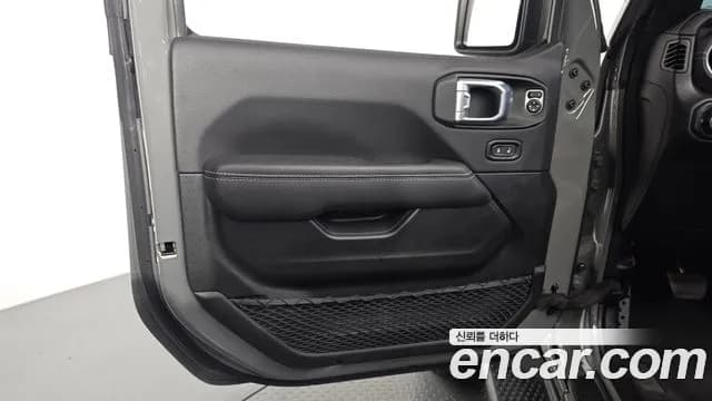 2023 Jeep Wrangler (JL) 2.0 Overland Power Top 4Door Sold VIN 1C4HJXEN8PW512335 – rear exterior 2023 Jeep Wrangler (JL) 2.0 Overland Power Top 4Door Sold VIN 1C4HJXEN8PW512335 – rear exterior