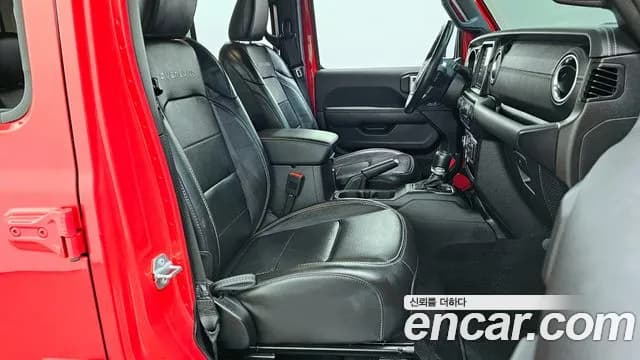 2023 Jeep Wrangler (JL) 2.0 Overland Power Top 4Door Sold VIN 1C4HJXEN8PW572986 – engine bay 2023 Jeep Wrangler (JL) 2.0 Overland Power Top 4Door Sold VIN 1C4HJXEN8PW572986 – engine bay