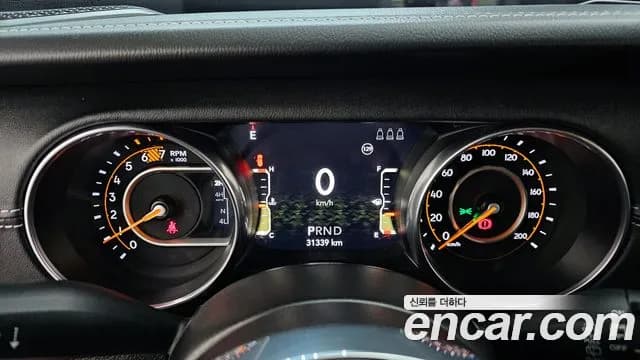 2023 Jeep Wrangler (JL) 2.0 Overland Power Top 4Door Sold VIN 1C4HJXEN8PW572986 – photo 12 2023 Jeep Wrangler (JL) 2.0 Overland Power Top 4Door Sold VIN 1C4HJXEN8PW572986 – photo 12