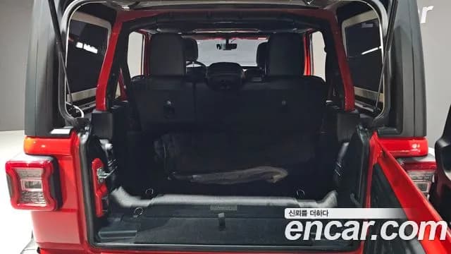 2021 Jeep Wrangler (JL) 2.0 Rubicon 4Door Sold VIN 1C4HJXFN3MW548296 – engine bay 2021 Jeep Wrangler (JL) 2.0 Rubicon 4Door Sold VIN 1C4HJXFN3MW548296 – engine bay