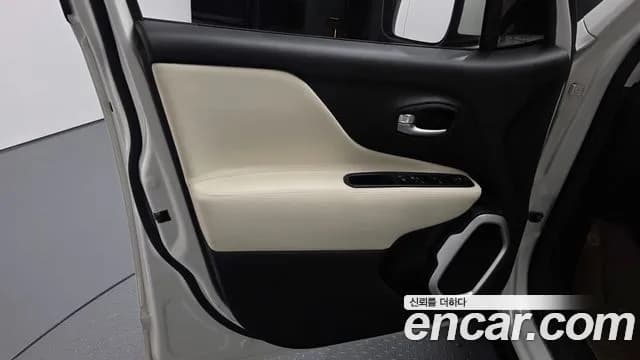 2021 Jeep Renegade 2.4 Longitude Sold VIN 1C4NJCBB2MPN22130 – photo 14 2021 Jeep Renegade 2.4 Longitude Sold VIN 1C4NJCBB2MPN22130 – photo 14