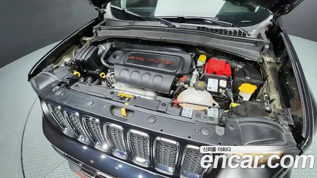 2021 Jeep Renegade 2.4 Longitude Sold VIN 1C4NJCBB5MPM66605 – exterior detail 2021 Jeep Renegade 2.4 Longitude Sold VIN 1C4NJCBB5MPM66605 – exterior detail