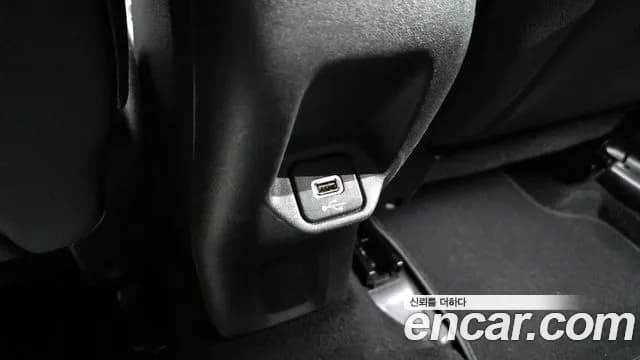 2022 Jeep Renegade 1.3 Limited Sold VIN 1C4NJCD13NPN68426 – trunk area 2022 Jeep Renegade 1.3 Limited Sold VIN 1C4NJCD13NPN68426 – trunk area