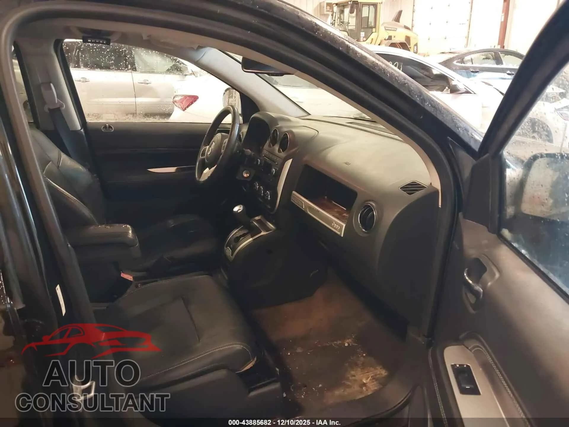 2014 JEEP COMPASS Damaged VIN 1C4NJCEA4ED780087 – interior seats 2014 JEEP COMPASS Damaged VIN 1C4NJCEA4ED780087 – interior seats