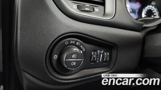2021 Jeep Renegade 2.4 80th Edition AWD Sold VIN 1C4NJDDB2MPN25872 – exterior detail 2021 Jeep Renegade 2.4 80th Edition AWD Sold VIN 1C4NJDDB2MPN25872 – exterior detail