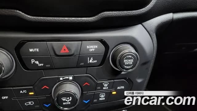 2021 Jeep Renegade 2.4 80th Edition AWD Sold VIN 1C4NJDDB2MPN25872 – photo 17 2021 Jeep Renegade 2.4 80th Edition AWD Sold VIN 1C4NJDDB2MPN25872 – photo 17