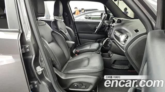 2021 Jeep Renegade 2.4 80th Edition AWD Sold VIN 1C4NJDDB9MPM78534 – photo 28 2021 Jeep Renegade 2.4 80th Edition AWD Sold VIN 1C4NJDDB9MPM78534 – photo 28