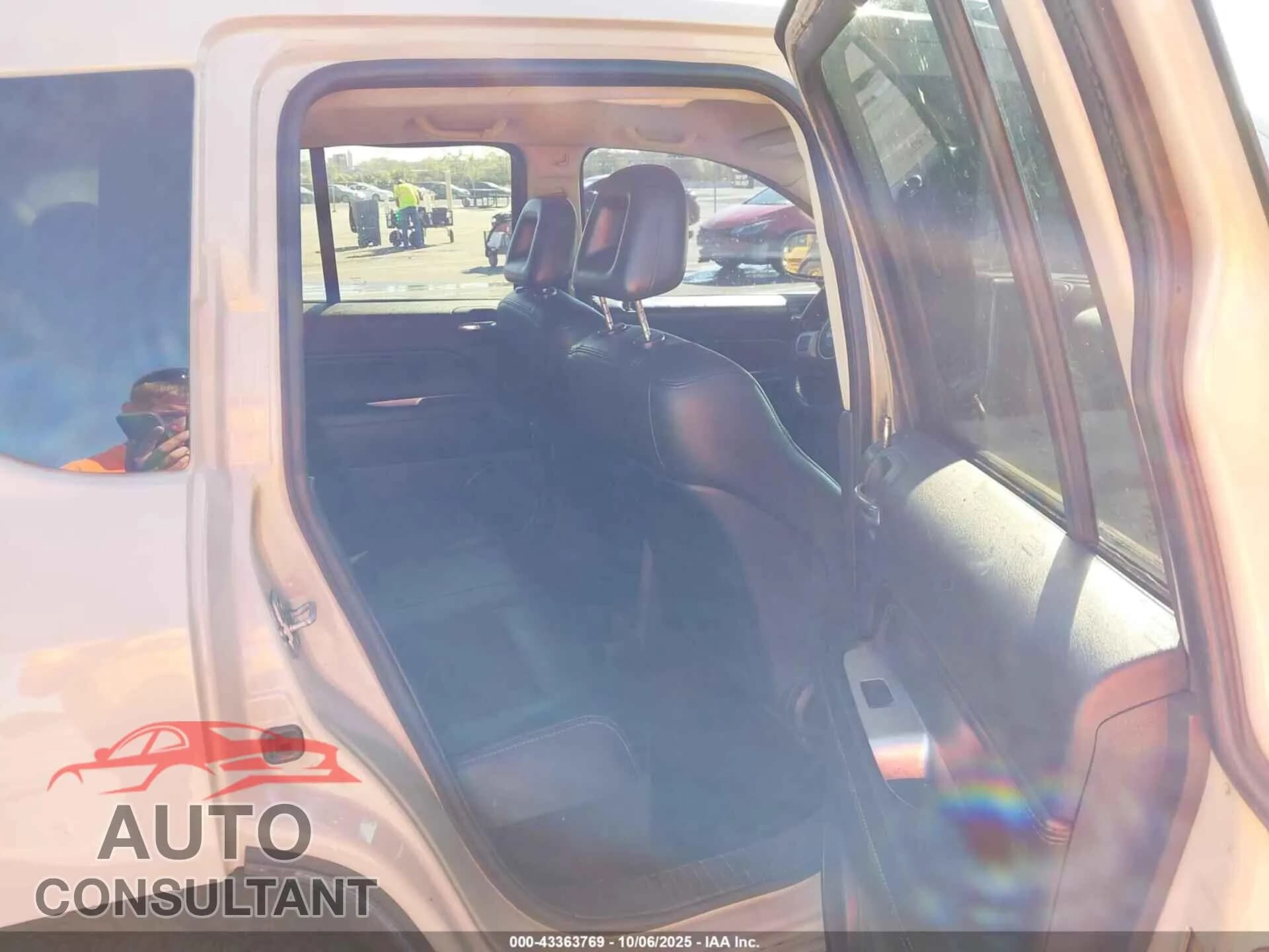 2017 JEEP COMPASS Damaged VIN 1C4NJDEB9HD144428 – undercarriage 2017 JEEP COMPASS Damaged VIN 1C4NJDEB9HD144428 – undercarriage