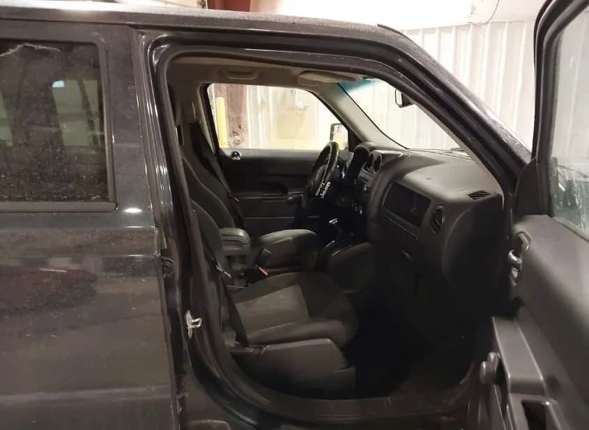 2016 JEEP PATRIOT Used VIN 1C4NJPBB0GD590519 – dashboard 2016 JEEP PATRIOT Used VIN 1C4NJPBB0GD590519 – dashboard