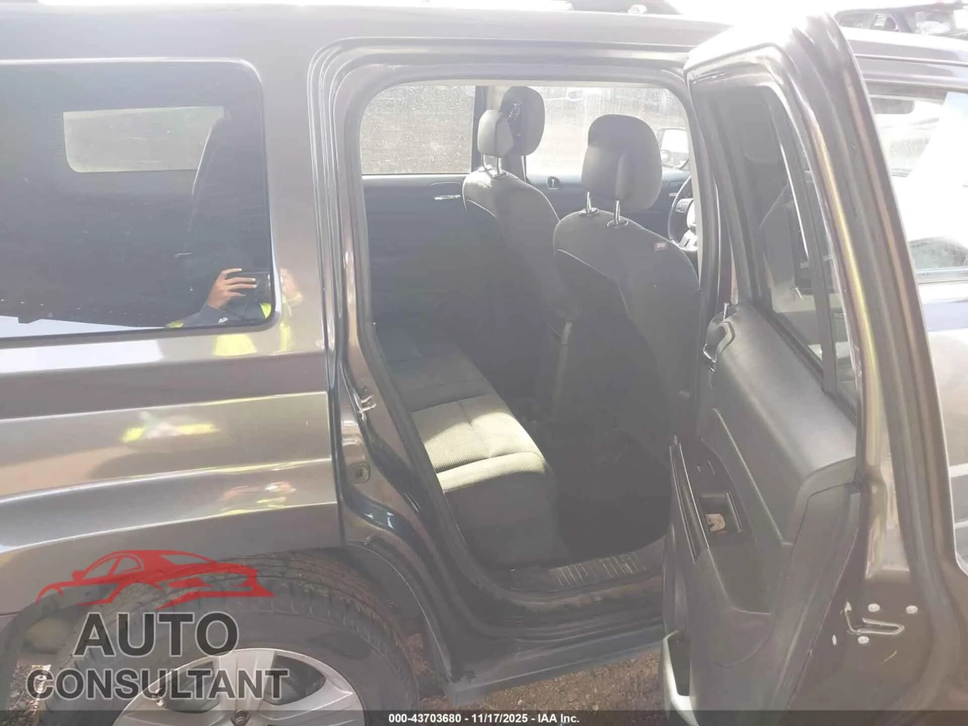 2016 JEEP PATRIOT Damaged VIN 1C4NJPFA2GD719586 – undercarriage 2016 JEEP PATRIOT Damaged VIN 1C4NJPFA2GD719586 – undercarriage