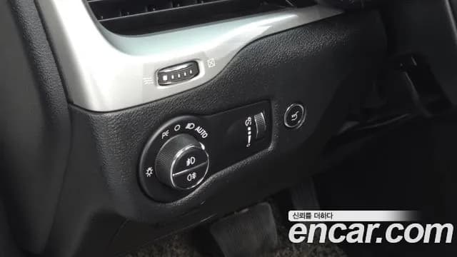 2017 Jeep Cherokee (KL) 2.4 Longitude High AWD Sold VIN 1C4PJMCB0HW622848 – exterior detail 2017 Jeep Cherokee (KL) 2.4 Longitude High AWD Sold VIN 1C4PJMCB0HW622848 – exterior detail