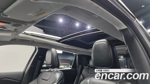 2019 Jeep Cherokee (KL) 2.4 Longitude High AWD Sold VIN 1C4PJMCB2KD345042 – photo 17 2019 Jeep Cherokee (KL) 2.4 Longitude High AWD Sold VIN 1C4PJMCB2KD345042 – photo 17