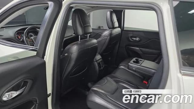 2019 Jeep Cherokee (KL) 2.4 Longitude High AWD Sold VIN 1C4PJMCB9KD125008 – photo 31 2019 Jeep Cherokee (KL) 2.4 Longitude High AWD Sold VIN 1C4PJMCB9KD125008 – photo 31