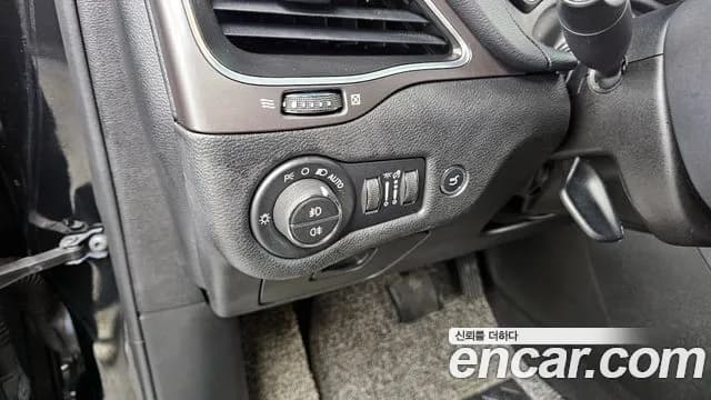 2019 Jeep Cherokee (KL) 2.4 Longitude High AWD Sold VIN 1C4PJMCB9KD345958 – rear exterior 2019 Jeep Cherokee (KL) 2.4 Longitude High AWD Sold VIN 1C4PJMCB9KD345958 – rear exterior