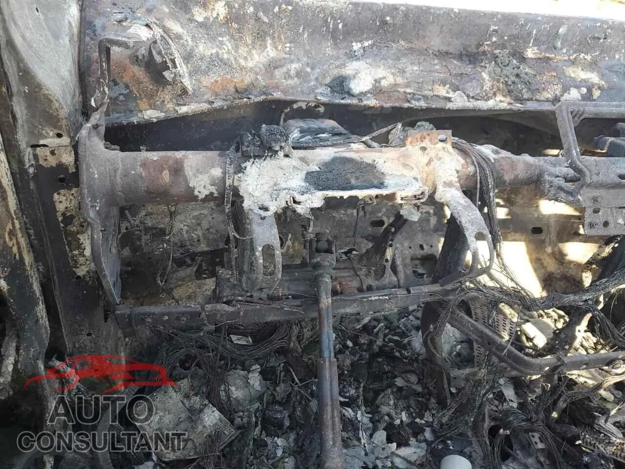 2014 JEEP GRAND CHER Damaged VIN 1C4PJMCS9EW321829 – trunk area 2014 JEEP GRAND CHER Damaged VIN 1C4PJMCS9EW321829 – trunk area