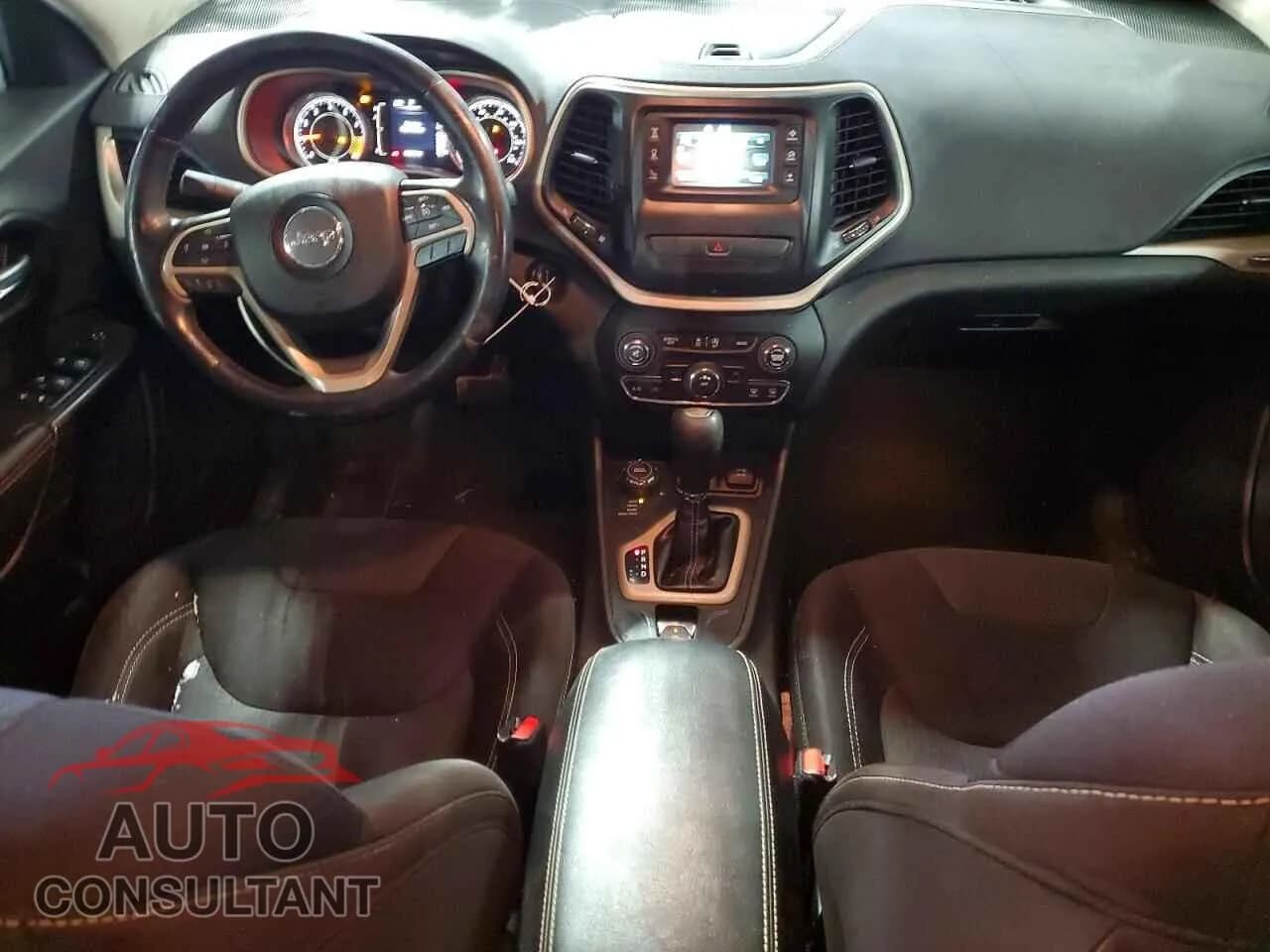 2015 JEEP GRAND CHER Damaged VIN 1C4PJMCSXFW512886 – undercarriage 2015 JEEP GRAND CHER Damaged VIN 1C4PJMCSXFW512886 – undercarriage