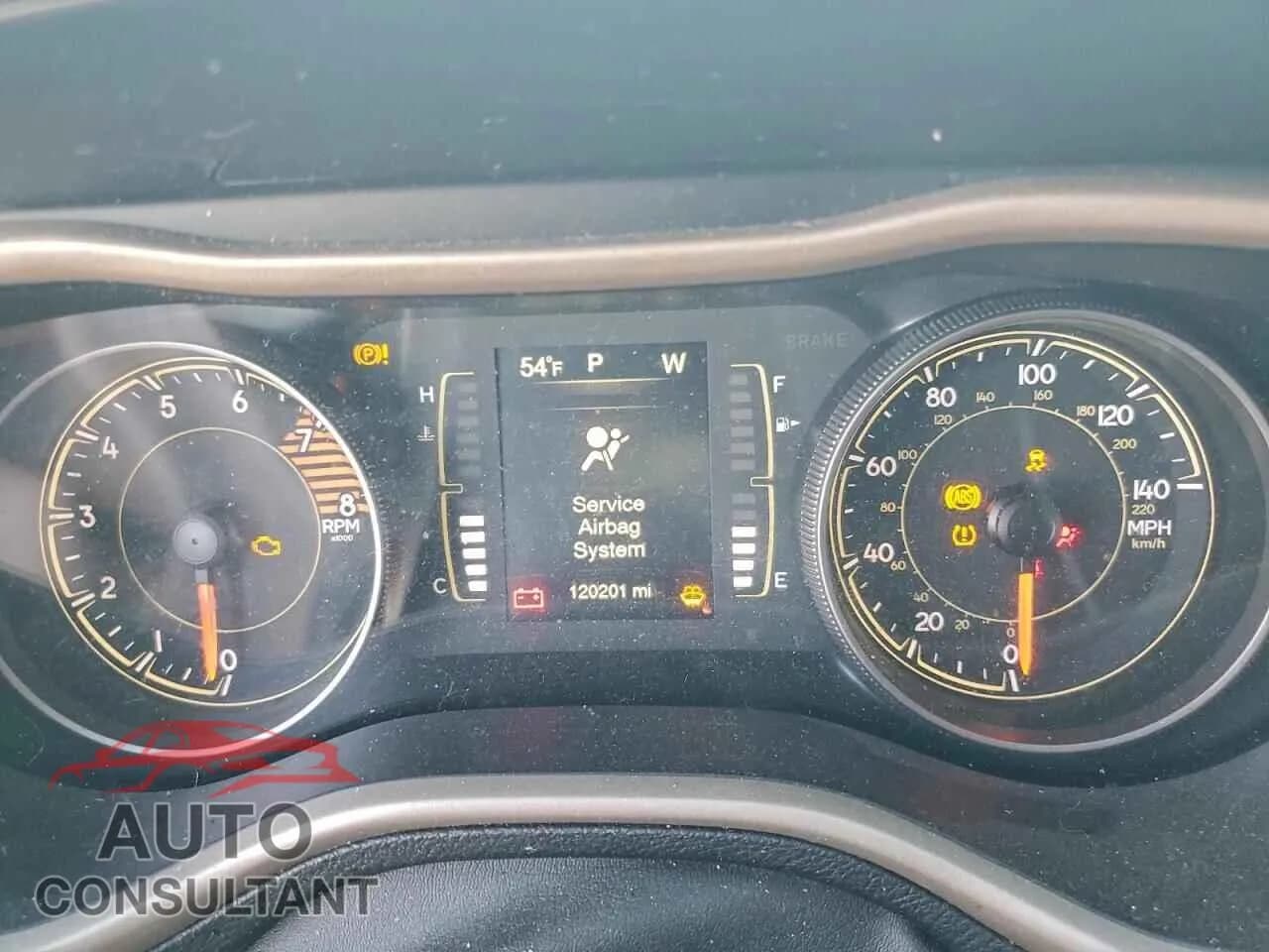 2017 JEEP GRAND CHER Damaged VIN 1C4PJMCSXHD213672 – trunk area 2017 JEEP GRAND CHER Damaged VIN 1C4PJMCSXHD213672 – trunk area