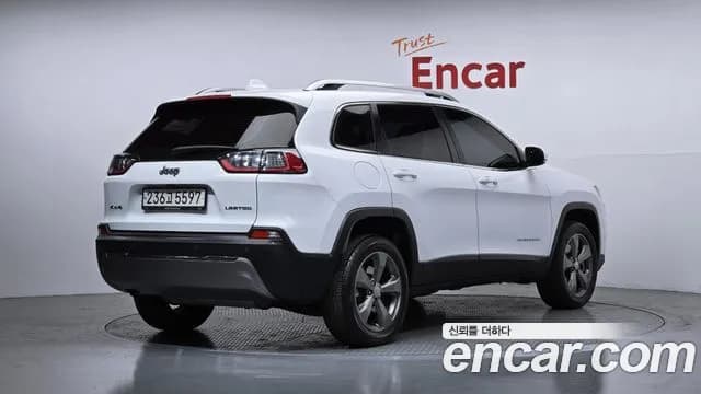 2021 Jeep Cherokee (KL) 2.4 Limited AWD Sold VIN 1C4PJMDB6MD138090 – interior seats 2021 Jeep Cherokee (KL) 2.4 Limited AWD Sold VIN 1C4PJMDB6MD138090 – interior seats