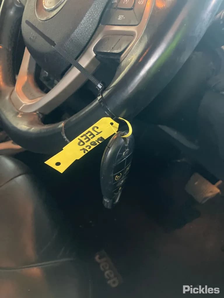 2014 Jeep Cherokee Used VIN 1C4PJMHS5FW518877 – photo 21 2014 Jeep Cherokee Used VIN 1C4PJMHS5FW518877 – photo 21