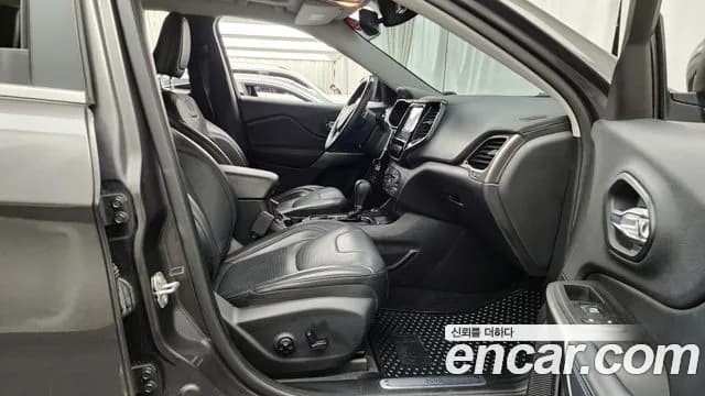 2019 Jeep Cherokee (KL) 2.2 Diesel Overland 4WD Sold VIN 1C4PJMJU4KD260403 – photo 19 2019 Jeep Cherokee (KL) 2.2 Diesel Overland 4WD Sold VIN 1C4PJMJU4KD260403 – photo 19
