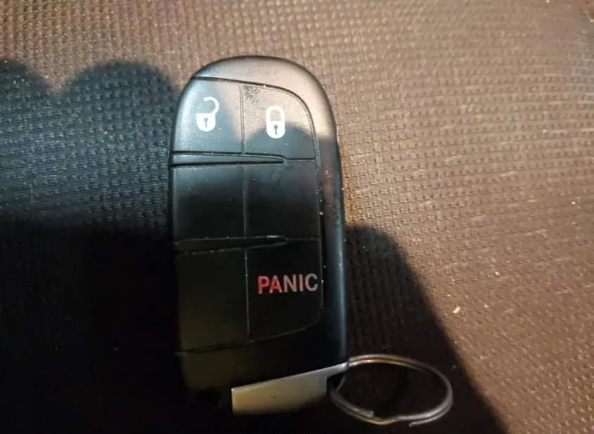 2017 DODGE Durango Used VIN 1C4RDJAG5HC713886 – exterior detail 2017 DODGE Durango Used VIN 1C4RDJAG5HC713886 – exterior detail