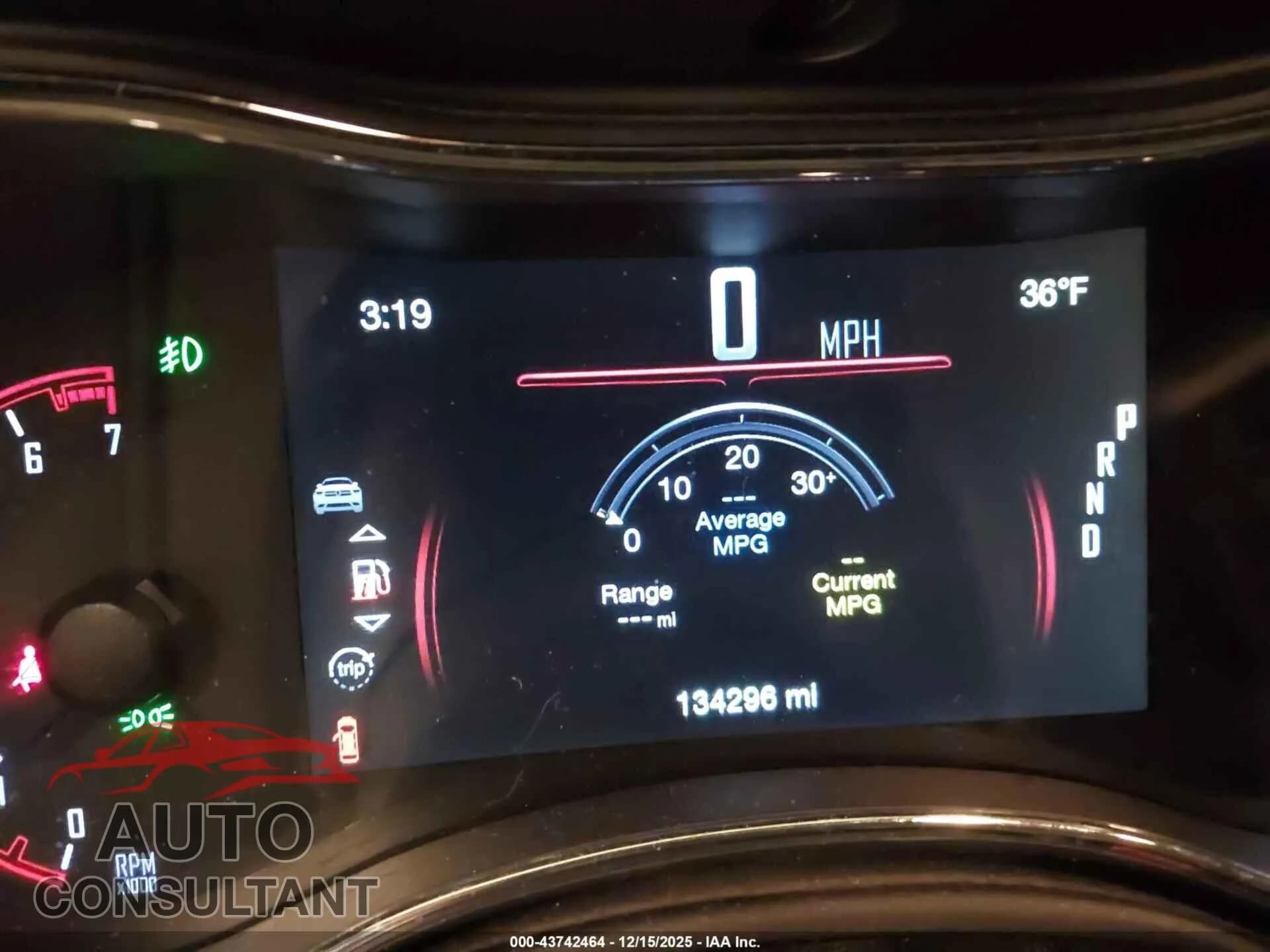 2018 DODGE DURANGO Damaged VIN 1C4RDJAGXJC330337 – exterior detail 2018 DODGE DURANGO Damaged VIN 1C4RDJAGXJC330337 – exterior detail