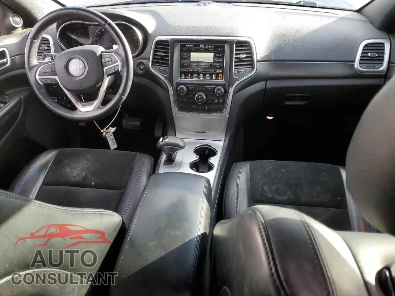 2015 JEEP GRAND CHER Damaged VIN 1C4RJFAG1FC142318 – undercarriage 2015 JEEP GRAND CHER Damaged VIN 1C4RJFAG1FC142318 – undercarriage