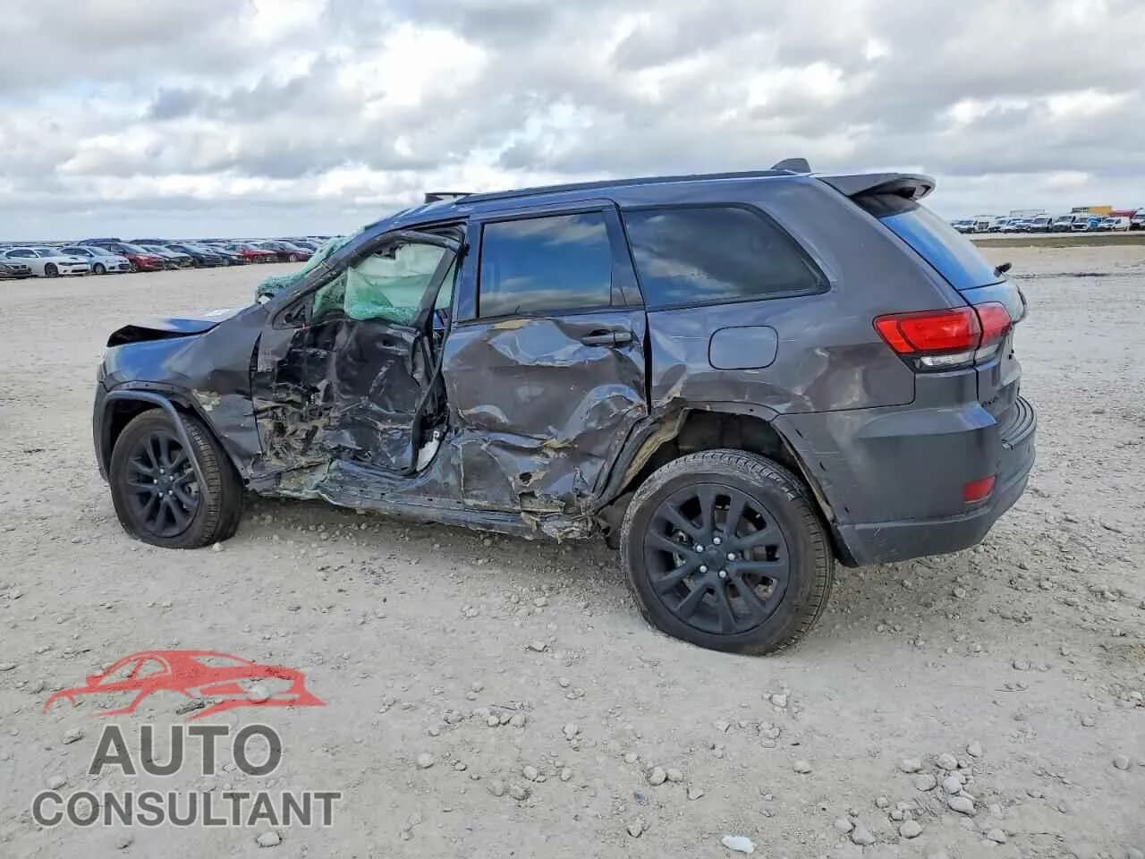 2019 JEEP GRAND CHER Damaged VIN 1C4RJFAG9KC847376 – rear exterior 2019 JEEP GRAND CHER Damaged VIN 1C4RJFAG9KC847376 – rear exterior