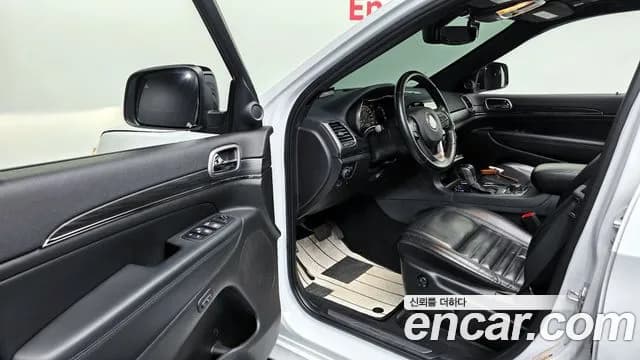 2020 Jeep Grand Cherokee 3.6 Limited-X Sold VIN 1C4RJFBG1LC328368 – rear exterior 2020 Jeep Grand Cherokee 3.6 Limited-X Sold VIN 1C4RJFBG1LC328368 – rear exterior