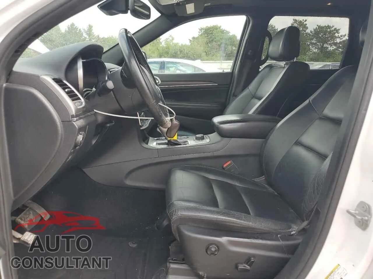 2020 JEEP GRAND CHER Damaged VIN 1C4RJFBG3LC239546 – exterior detail 2020 JEEP GRAND CHER Damaged VIN 1C4RJFBG3LC239546 – exterior detail