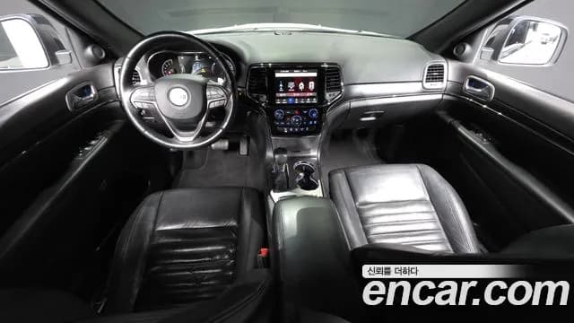 2020 Jeep Grand Cherokee 3.6 Limited-X Sold VIN 1C4RJFBG8LC336127 – interior seats 2020 Jeep Grand Cherokee 3.6 Limited-X Sold VIN 1C4RJFBG8LC336127 – interior seats