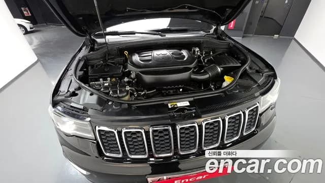 2018 Jeep Grand Cherokee 3.6 Limited Sold VIN 1C4RJFBGXJC163837 – interior seats 2018 Jeep Grand Cherokee 3.6 Limited Sold VIN 1C4RJFBGXJC163837 – interior seats