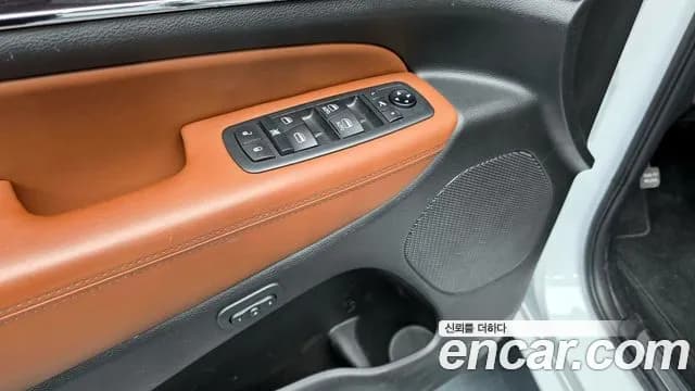 2021 Jeep Grand Cherokee 3.6 Overland Sold VIN 1C4RJFCG1MC529283 – photo 27 2021 Jeep Grand Cherokee 3.6 Overland Sold VIN 1C4RJFCG1MC529283 – photo 27