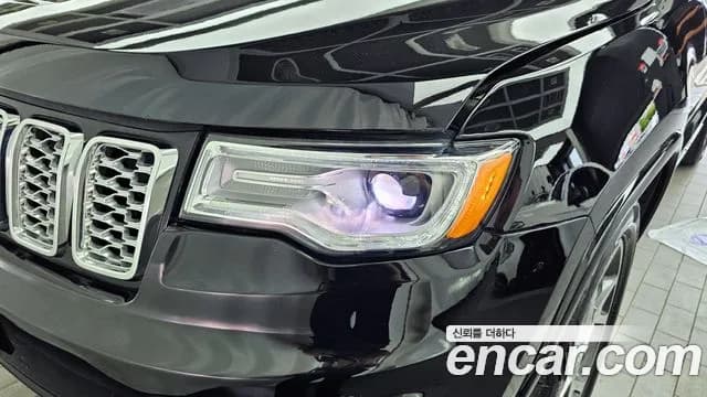 2019 Jeep Grand Cherokee 3.6 Overland Sold VIN 1C4RJFCG3KC760151 – rear exterior 2019 Jeep Grand Cherokee 3.6 Overland Sold VIN 1C4RJFCG3KC760151 – rear exterior