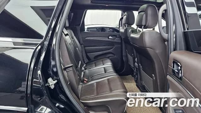 2019 Jeep Grand Cherokee 3.6 Overland Sold VIN 1C4RJFCG3KC760151 – engine bay 2019 Jeep Grand Cherokee 3.6 Overland Sold VIN 1C4RJFCG3KC760151 – engine bay