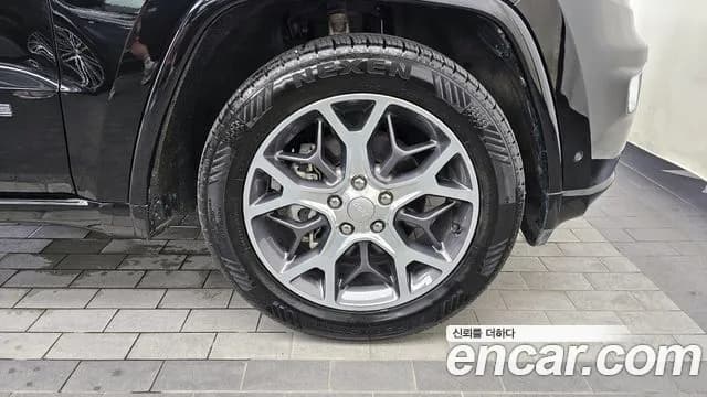 2019 Jeep Grand Cherokee 3.6 Overland Sold VIN 1C4RJFCG3KC760151 – undercarriage 2019 Jeep Grand Cherokee 3.6 Overland Sold VIN 1C4RJFCG3KC760151 – undercarriage