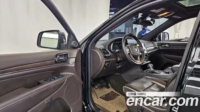 2019 Jeep Grand Cherokee 3.6 Overland Sold VIN 1C4RJFCG3KC760151 – photo 20 2019 Jeep Grand Cherokee 3.6 Overland Sold VIN 1C4RJFCG3KC760151 – photo 20