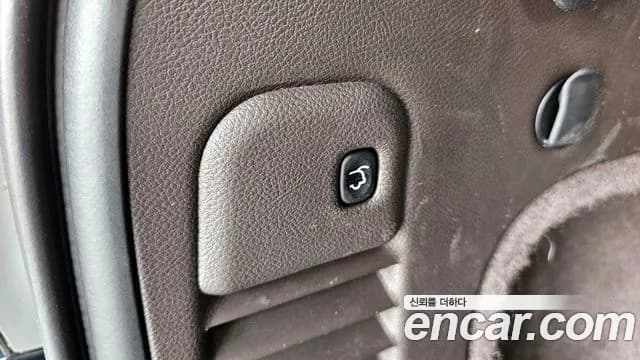 2019 Jeep Grand Cherokee 3.6 Overland Sold VIN 1C4RJFCG3KC760151 – photo 23 2019 Jeep Grand Cherokee 3.6 Overland Sold VIN 1C4RJFCG3KC760151 – photo 23