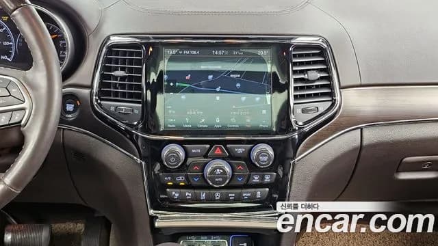 2019 Jeep Grand Cherokee 3.6 Overland Sold VIN 1C4RJFCG3KC760151 – photo 28 2019 Jeep Grand Cherokee 3.6 Overland Sold VIN 1C4RJFCG3KC760151 – photo 28