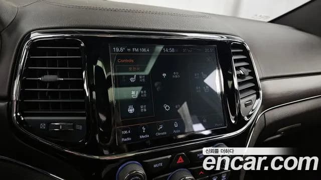 2019 Jeep Grand Cherokee 3.6 Overland Sold VIN 1C4RJFCG3KC760151 – photo 30 2019 Jeep Grand Cherokee 3.6 Overland Sold VIN 1C4RJFCG3KC760151 – photo 30