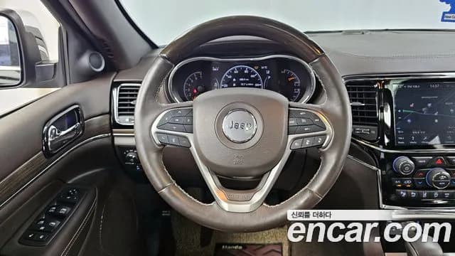 2019 Jeep Grand Cherokee 3.6 Overland Sold VIN 1C4RJFCG3KC760151 – photo 32 2019 Jeep Grand Cherokee 3.6 Overland Sold VIN 1C4RJFCG3KC760151 – photo 32
