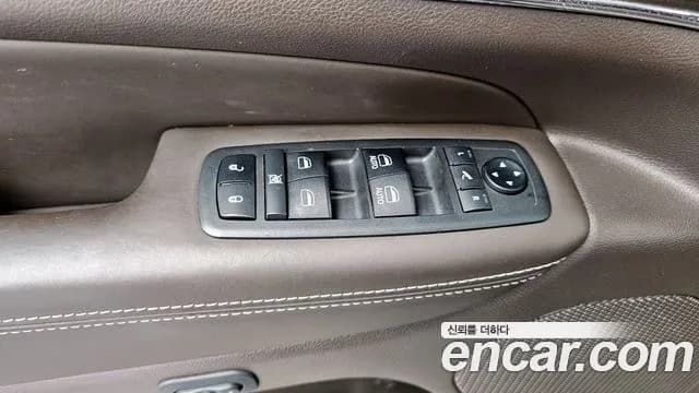 2019 Jeep Grand Cherokee 3.6 Overland Sold VIN 1C4RJFCG3KC760151 – photo 33 2019 Jeep Grand Cherokee 3.6 Overland Sold VIN 1C4RJFCG3KC760151 – photo 33